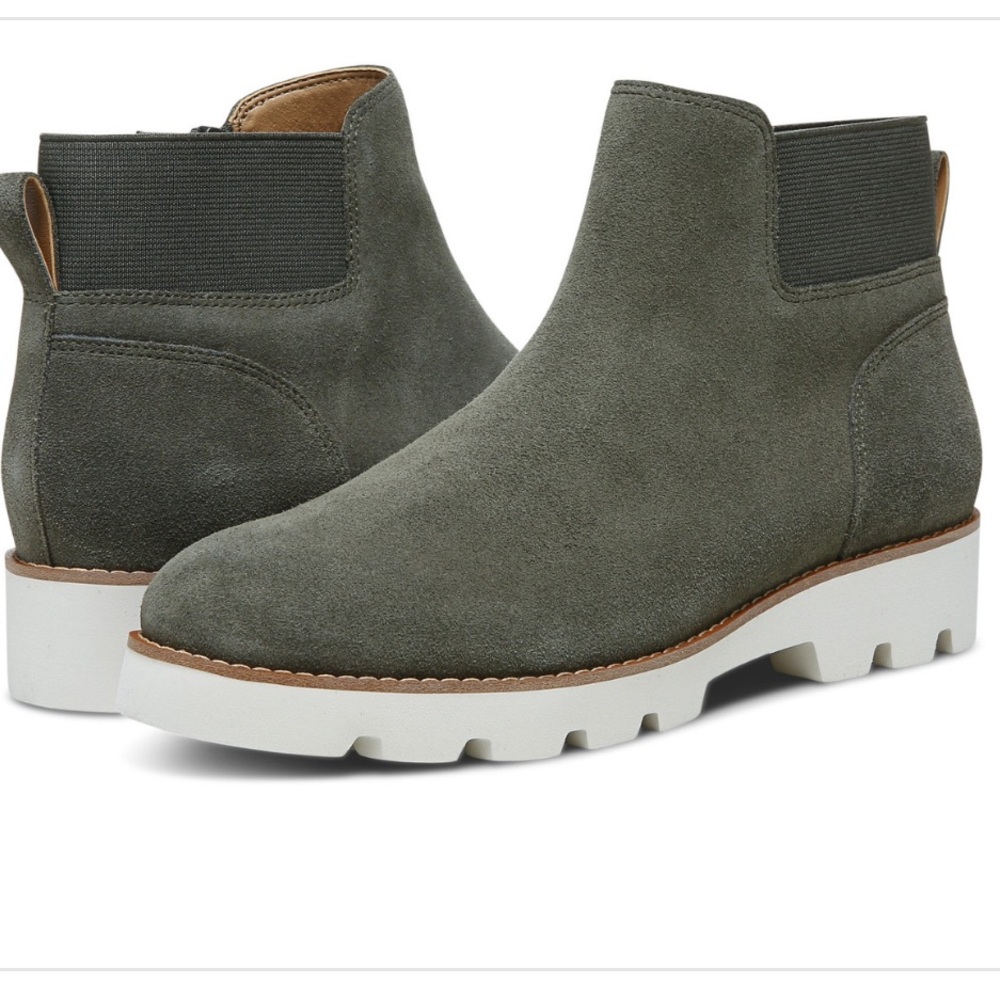 Vionic Brionie Water Repellant Suede Ankle Chelsea boot
